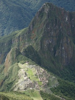 view_from_machu_picchu_mountain-240x320.jpg